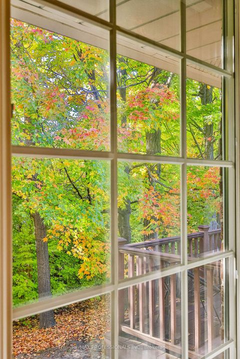 Photo 25 at 10 Neilor Crescent, Markland Wood, Toronto