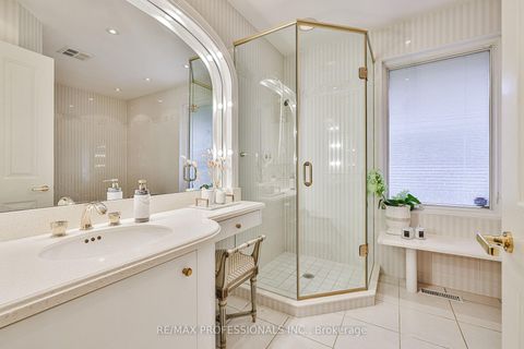 Photo 26 at 10 Neilor Crescent, Markland Wood, Toronto