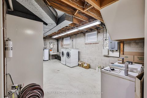 Photo 37 at 10 Neilor Crescent, Markland Wood, Toronto