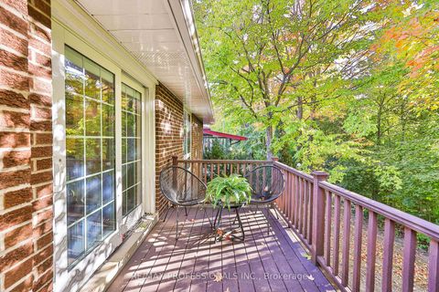 Photo 42 at 10 Neilor Crescent, Markland Wood, Toronto