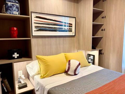 Photo 6 at 1 - 26 Barolo Place, Patterson, Vaughan