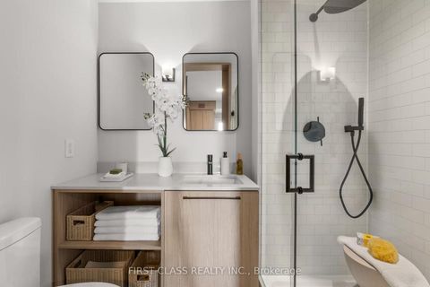 Photo 7 at 1 - 26 Barolo Place, Patterson, Vaughan