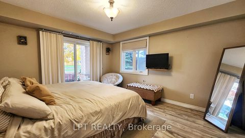 Photo 13 at 110 - 500 Mapleview Drive W, Holly, Barrie Photo 13 at 110 - 500 Mapleview Drive W, Holly, Barrie