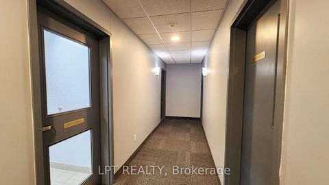 Photo 21 at 110 - 500 Mapleview Drive W, Holly, Barrie
