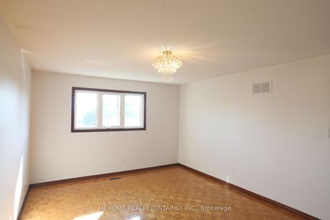 Photo 7 at 70 Governor Crescent, East Woodbridge, Vaughan