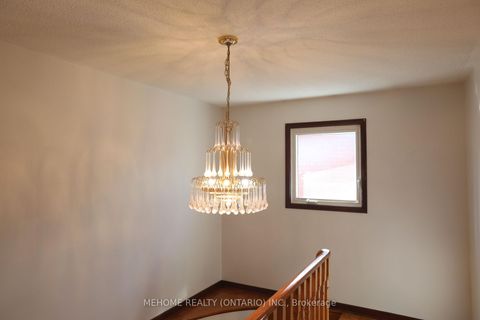 Photo 14 at 70 Governor Crescent, East Woodbridge, Vaughan