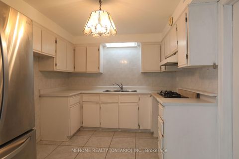 Photo 18 at 70 Governor Crescent, East Woodbridge, Vaughan