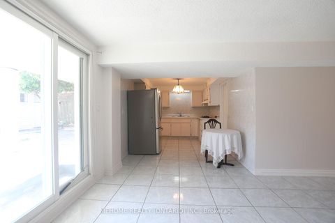 Photo 21 at 70 Governor Crescent, East Woodbridge, Vaughan