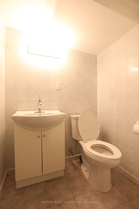 Photo 33 at 70 Governor Crescent, East Woodbridge, Vaughan