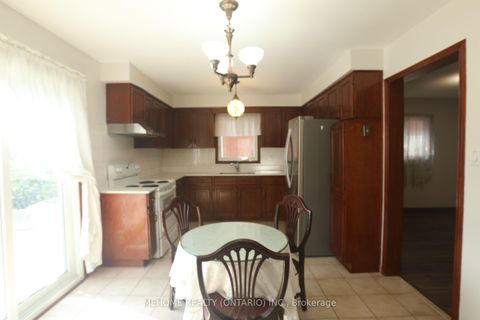 Photo 46 at 70 Governor Crescent, East Woodbridge, Vaughan