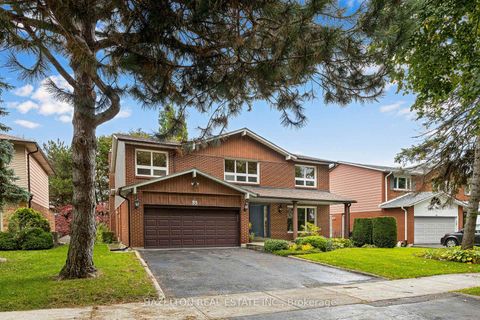 Photo 1 at 83 Ames Circle, Don Mills, Toronto