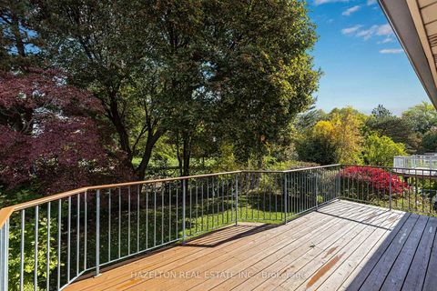 Photo 15 at 83 Ames Circle, Don Mills, Toronto