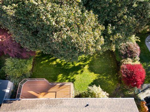 Photo 36 at 83 Ames Circle, Don Mills, Toronto