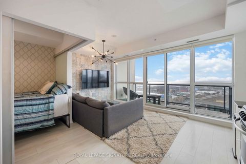 Photo 5 at 2215 - 51 East Liberty Street, Niagara, Toronto