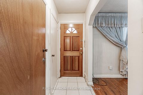 Photo 6 at 5 Mcgregor Road, Dorset Park, Toronto