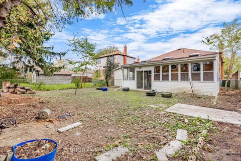 Photo 35 at 5 Mcgregor Road, Dorset Park, Toronto