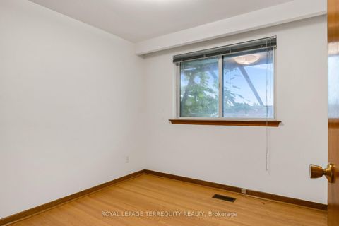 Photo 18 at 9 Larchmere Avenue, Humber Summit, Toronto