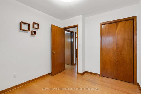 Photo 19 at 9 Larchmere Avenue, Humber Summit, Toronto
