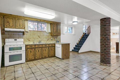 Photo 20 at 9 Larchmere Avenue, Humber Summit, Toronto