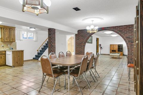 Photo 24 at 9 Larchmere Avenue, Humber Summit, Toronto