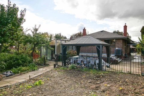 Photo 33 at 9 Larchmere Avenue, Humber Summit, Toronto