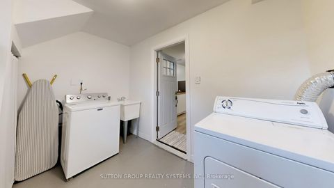 Photo 40 at 19 Montcalm Avenue, Belgravia, Toronto