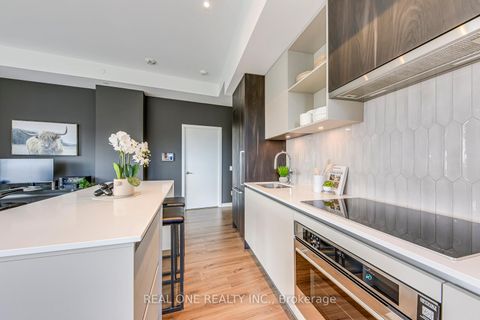 Photo 18 at 526 - 405 Dundas Street W, GO Glenorchy, Oakville