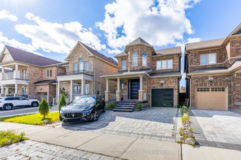 Photo 1 at 102 MACTIER Drive, Kleinburg, Vaughan