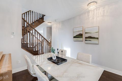 Photo 14 at 102 MACTIER Drive, Kleinburg, Vaughan