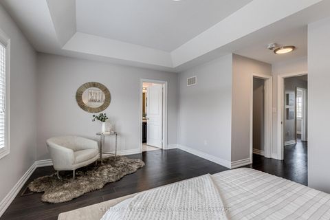 Photo 26 at 102 MACTIER Drive, Kleinburg, Vaughan