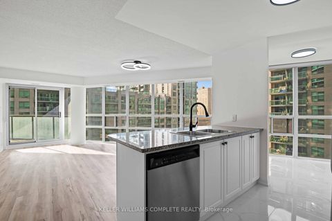 Photo 9 at 1110 - 30 GRAND TRUNK Crescent SW, Waterfront Communities C1, Toronto