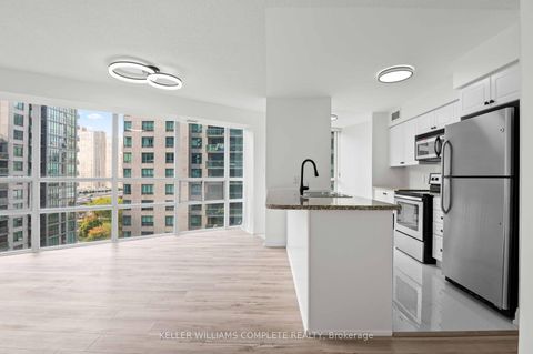 Photo 14 at 1110 - 30 GRAND TRUNK Crescent SW, Waterfront Communities C1, Toronto