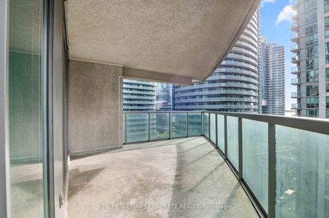 Photo 22 at 1110 - 30 GRAND TRUNK Crescent SW, Waterfront Communities C1, Toronto