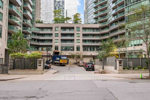 Photo 28 at 1110 - 30 GRAND TRUNK Crescent SW, Waterfront Communities C1, Toronto