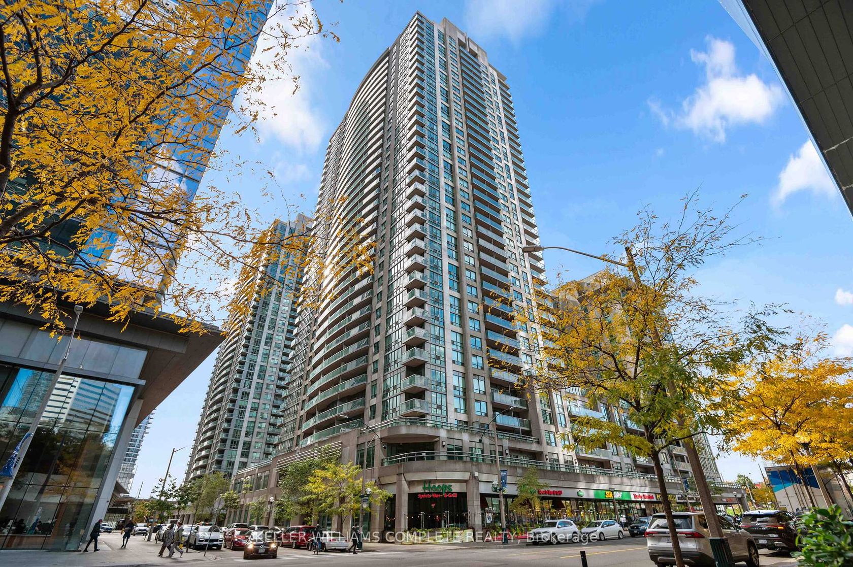 1110 - 30 GRAND TRUNK Crescent SW, Waterfront Communities C1, Toronto 