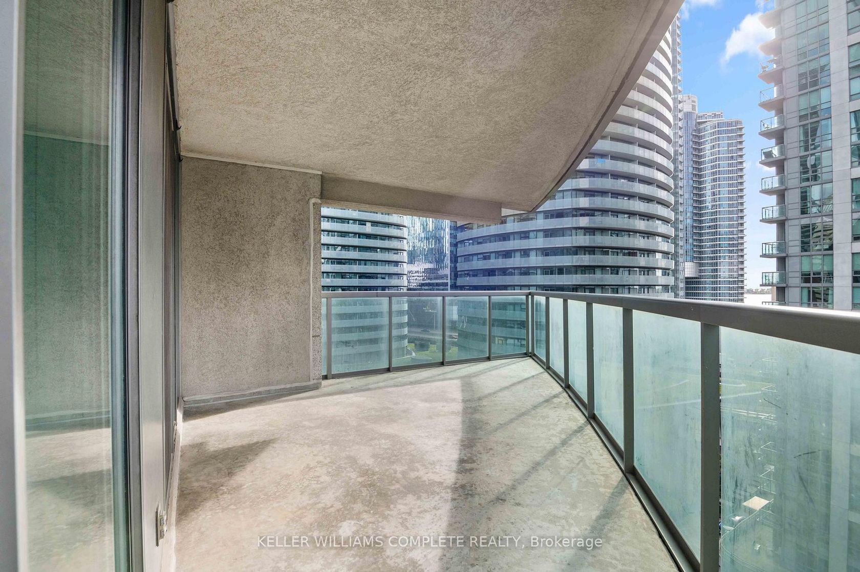 Photo 22 at 1110 - 30 GRAND TRUNK Crescent SW, Waterfront Communities C1, Toronto Photo 22 at 1110 - 30 GRAND TRUNK Crescent SW, Waterfront Communities C1, Toronto