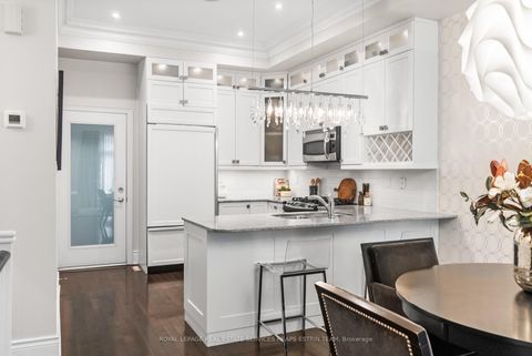 Photo 10 at 208A Merton Street, Mount Pleasant West, Toronto