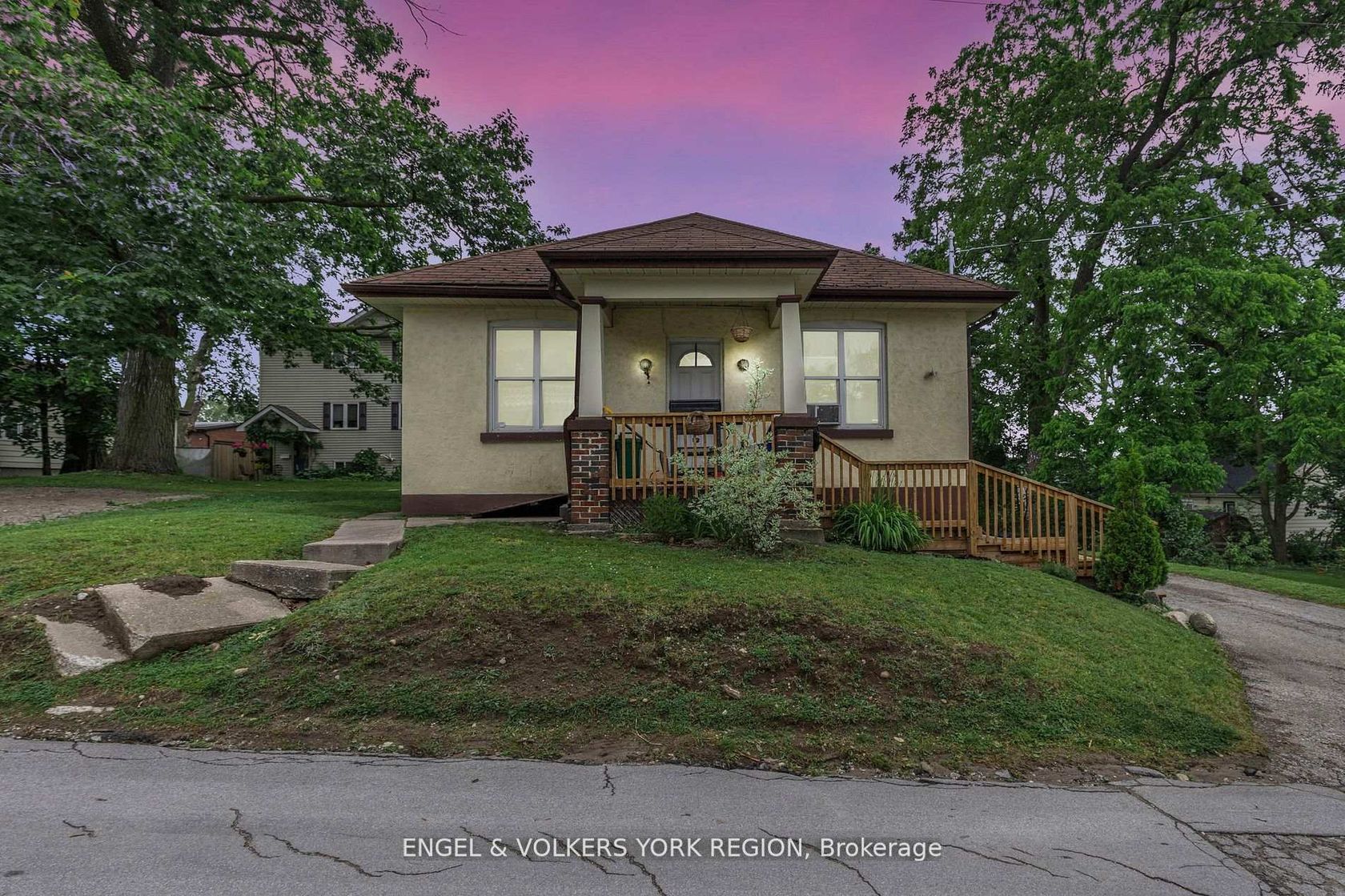 23 Lount Street, Wellington, Barrie photo 0