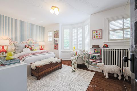 Photo 13 at 18 Constance Street, Swansea, Toronto