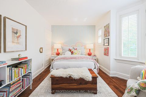 Photo 14 at 18 Constance Street, Swansea, Toronto