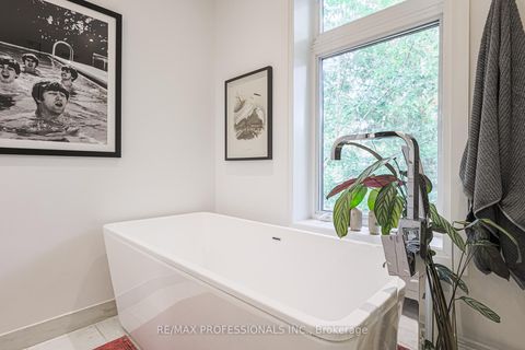 Photo 20 at 18 Constance Street, Swansea, Toronto