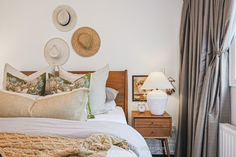 Photo 25 at 18 Constance Street, Swansea, Toronto