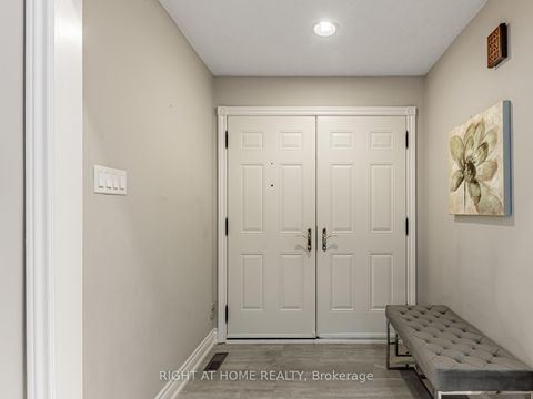 Photo 3 at 10 Rodeo Drive, Yorkhill, Vaughan