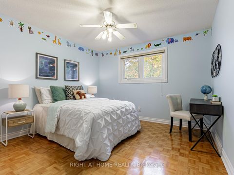 Photo 21 at 10 Rodeo Drive, Yorkhill, Vaughan