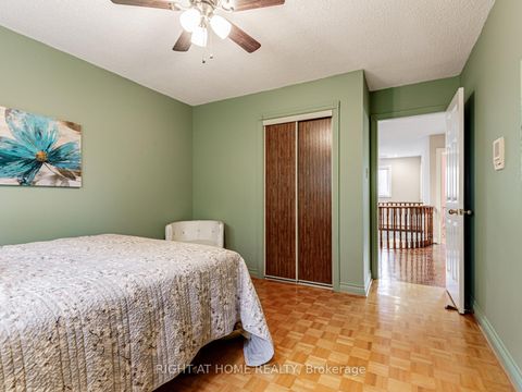 Photo 25 at 10 Rodeo Drive, Yorkhill, Vaughan