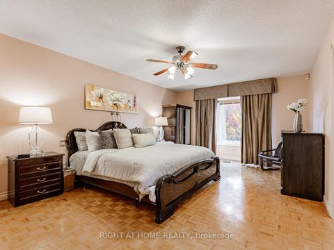 Photo 26 at 10 Rodeo Drive, Yorkhill, Vaughan