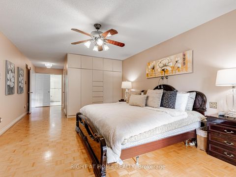 Photo 28 at 10 Rodeo Drive, Yorkhill, Vaughan