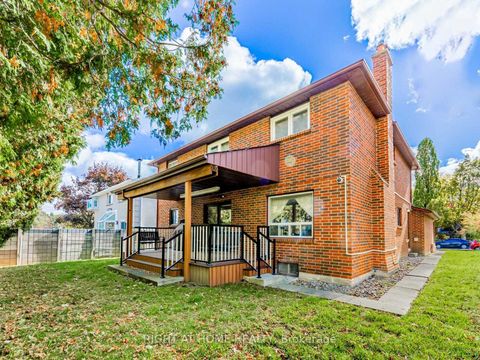 Photo 40 at 10 Rodeo Drive, Yorkhill, Vaughan