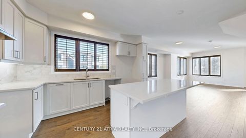 Photo 19 at 205 The Donway East, Don Mills, Toronto