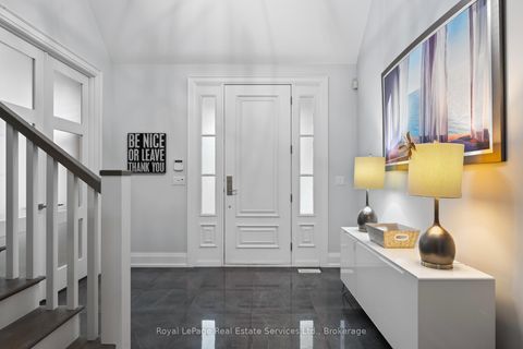 Photo 4 at 231 Cherryhill Road, BR Bronte, Oakville